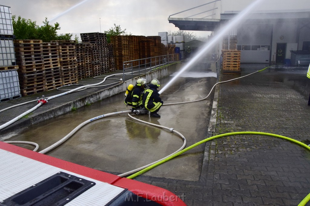 Grossbrand Halle Troisdorf Kriegsdorf Junkersring P170.JPG - Miklos Laubert